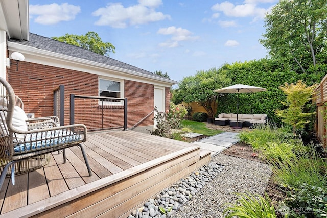 1604 28th Ave W, Seattle, WA 98199 - wooden terrace with an outdoor living space