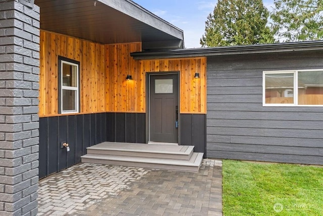 4968 Morgan Dr, Blaine, WA 98230 - property entrance