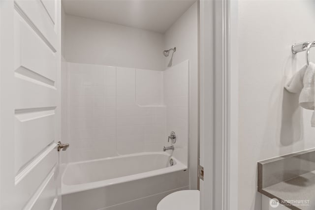 21124 42nd Dr SE, Bothell, WA 98021 - bathroom with toilet and  shower combination