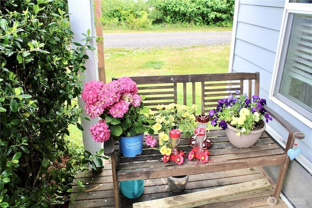 102 N 1st St, Pacific Beach, WA 98571 - view of porch