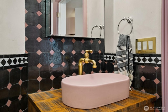 159 Denny Way Unit 112, Seattle, WA 98109 - bathroom with tile walls and wainscoting