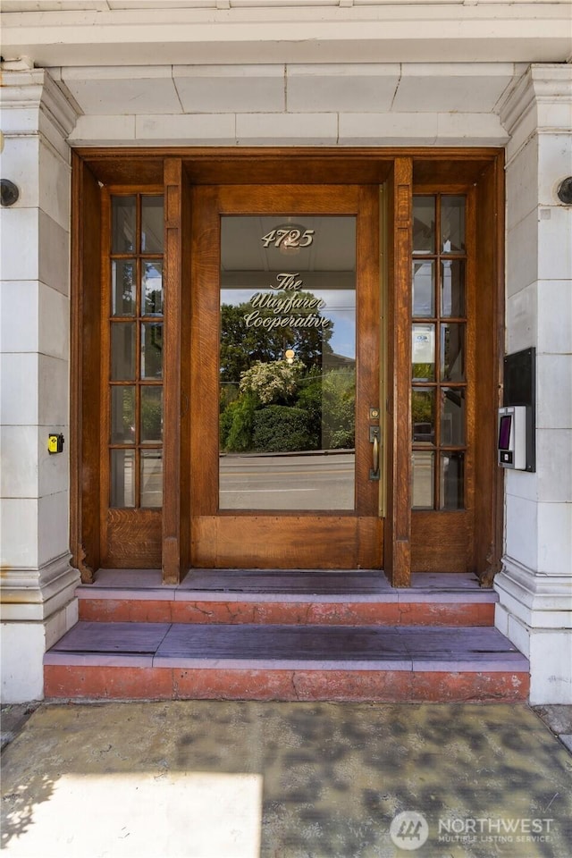 4725 15th Ave NE Unit 22, Seattle, WA 98105 - view of exterior entry