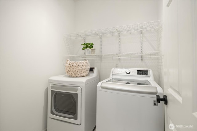 16760 128th Pl NE, Woodinville, WA 98072 - laundry area with washer and dryer