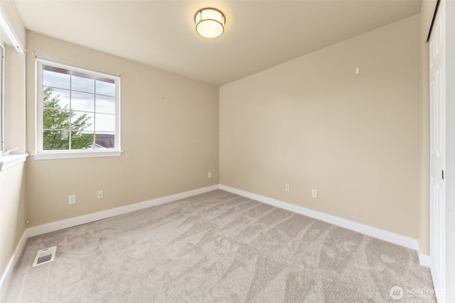 456 Sorensen St, Buckley, WA 98321 - carpeted empty room with baseboards