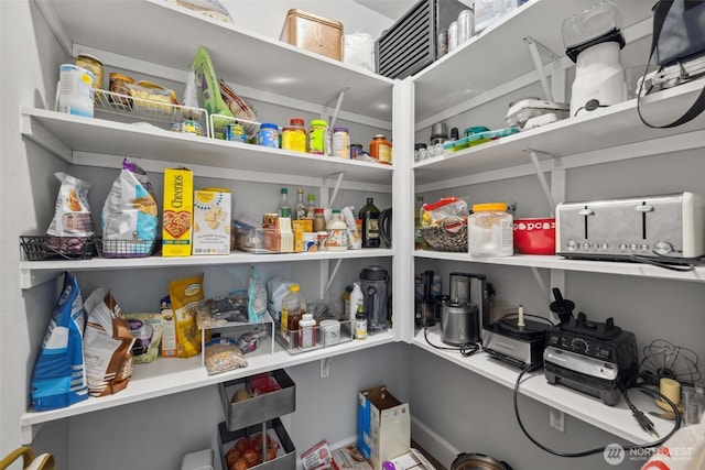 1966 Hooker Rd, Sequim, WA 98382 - view of pantry