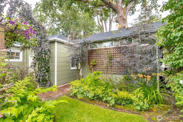 6711 100th St SW, Lakewood, WA 98499 - view of yard