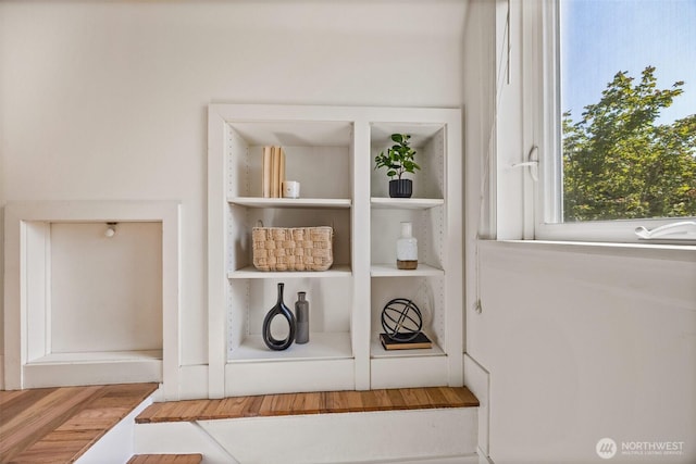 6543 12th Ave NW, Seattle, WA 98117 - detailed view