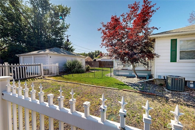 1303 Modoc, Walla Walla, WA 99362 - view of yard featuring a detached garage and an outdoor structure
