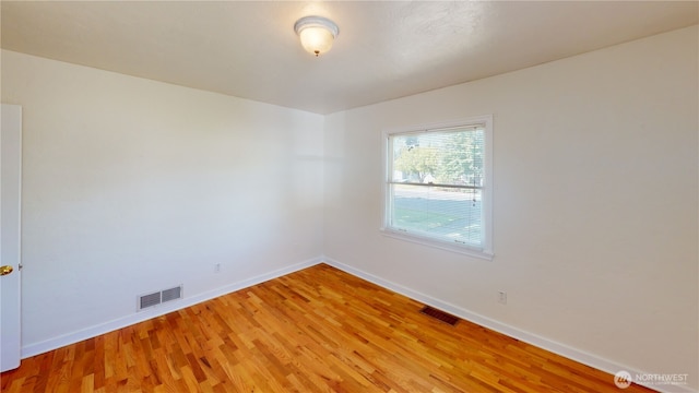 1303 Modoc, Walla Walla, WA 99362 - unfurnished room featuring light wood-type flooring and baseboards