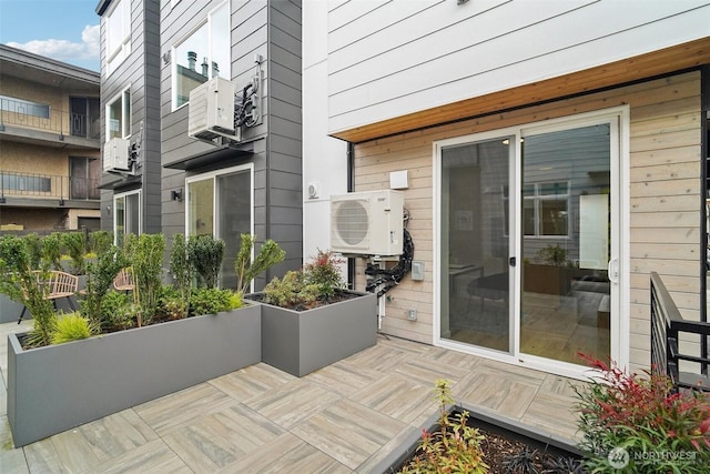 511 Howe St Unit C, Seattle, WA 98109 - view of wooden deck