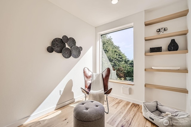 515 Howe St Unit C, Seattle, WA 98109 - living area with wood finished floors and baseboards