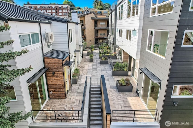515 Howe St Unit C, Seattle, WA 98109 - surrounding community