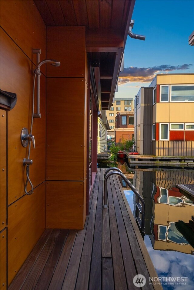 2339 Fairview Ave E Unit L, Seattle, WA 98102 - view of balcony
