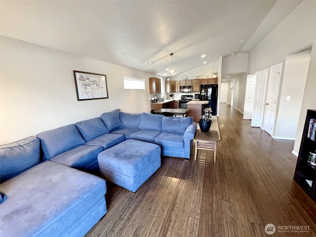 314 SW Homestead, College Place, WA 99324 - living area featuring vaulted ceiling and dark wood finished floors