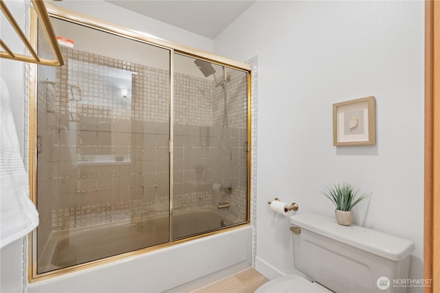 4811 Somerset Dr SE, Bellevue, WA 98006 - full bath with toilet and enclosed tub / shower combo