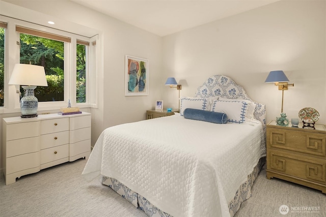 3611 Hunts Point Rd, Hunts Point, WA 98004 - bedroom featuring light carpet