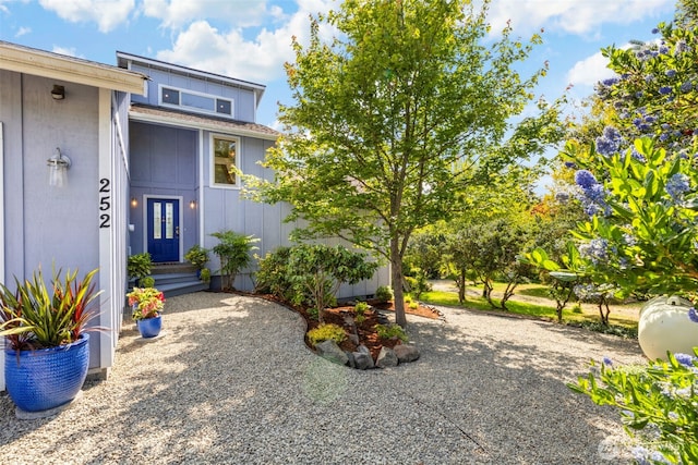 252 Myrtle St, Port Townsend, WA 98368 - view of exterior entry