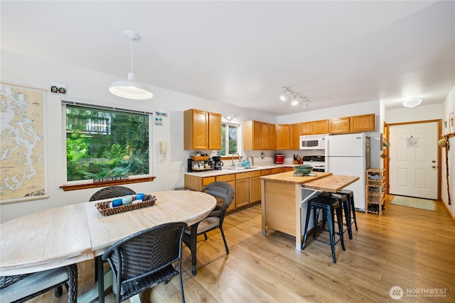 7370 Holiday Blvd, Anacortes, WA 98221 - photo 6