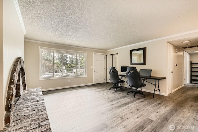 202 Elma Pl SE, Renton, WA 98059 - office area featuring a textured ceiling, wood finished floors, and ornamental molding