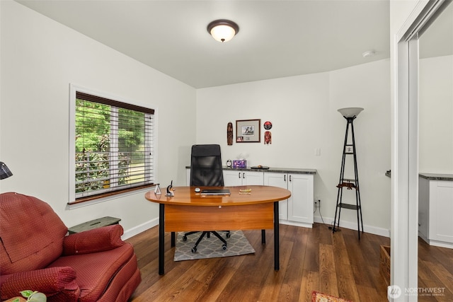 1241 Koontz Rd, Chehalis, WA 98532 - office area featuring dark wood finished floors