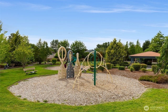 18022 29th Ave SE, Bothell, WA 98012 - community playground with a lawn and a gazebo