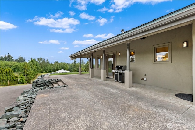 1409 Marietta Ave, Bellingham, WA 98226 - view of patio / terrace with an outdoor kitchen