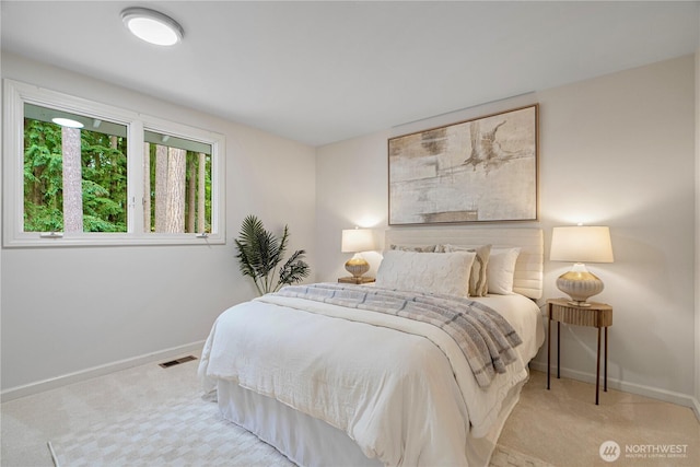5265 140th Ave NE, Bellevue, WA 98005 - carpeted bedroom featuring baseboards