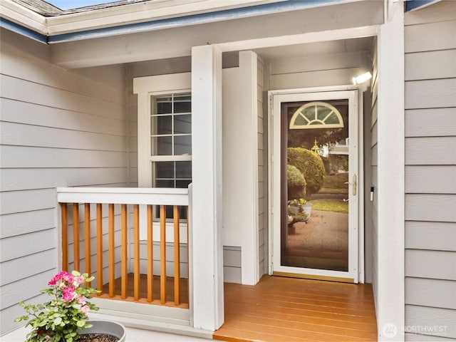 5415 Komachin Loop SE, Lacey, WA 98513 - property entrance featuring a porch