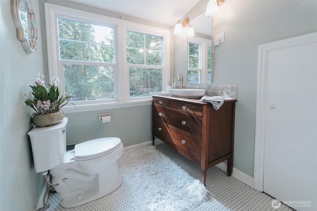 1325 SW 120th St, Burien, WA 98146 - bathroom featuring vanity and toilet