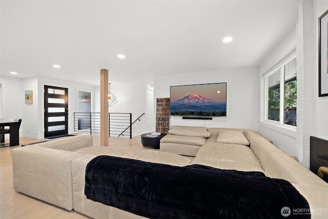 11171 SE 59th St, Bellevue, WA 98006 - living room with wood finished floors and recessed lighting