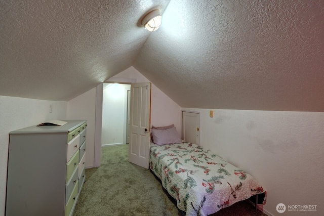 218 SW 15th St, Long Beach, WA 98631 - bedroom with a textured ceiling, light carpet, and vaulted ceiling