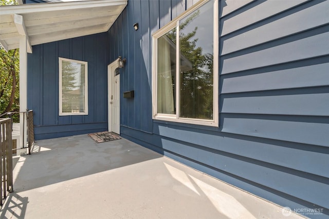 5253 35th Ave SW, Seattle, WA 98126 - doorway to property
