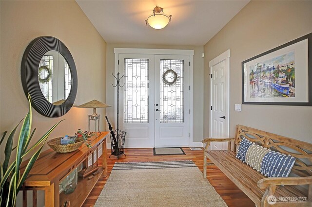 656 Lehman Dr, Camano Island, WA 98282 - foyer entrance with wood finished floors and baseboards