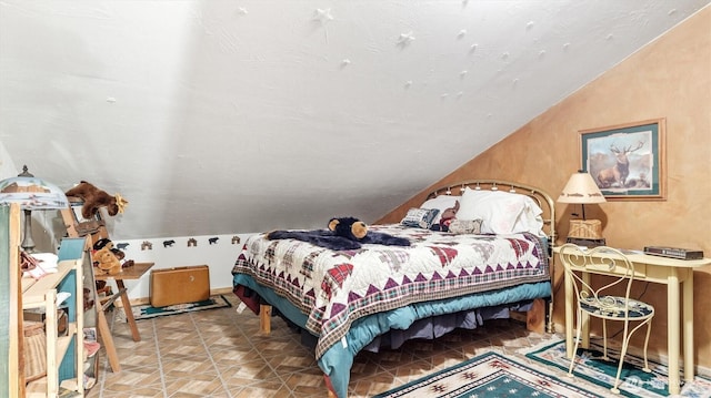 767 Bill Shaw Rd, Pateros, WA 98846 - bedroom with lofted ceiling