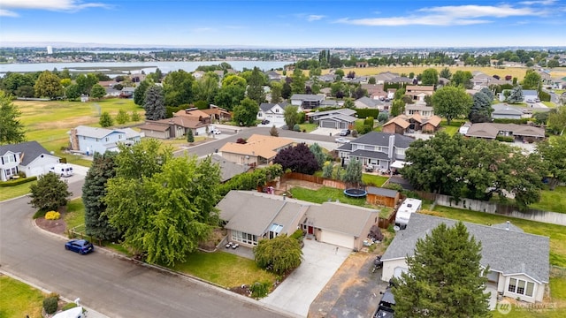 9307 Albert Way SE, Moses Lake, WA 98837 - aerial perspective of suburban area featuring a nearby body of water