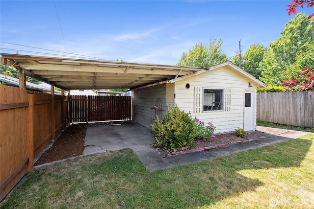 4335 Fawcett Ave, Tacoma, WA 98418 - view of outbuilding with a fenced backyard