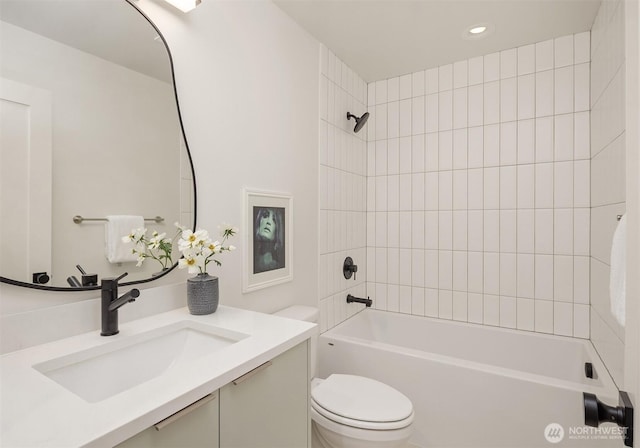 1615 N 50th St Unit B, Seattle, WA 98103 - full bath with vanity, shower / bath combination, and recessed lighting