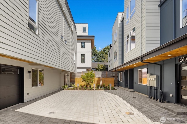 1615 N 50th St Unit B, Seattle, WA 98103 - deck with a patio