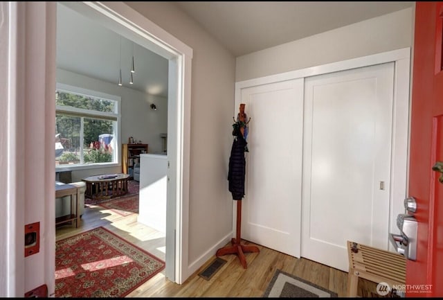 999 41st Ln, Seaview, WA 98644 - foyer entrance featuring light wood-style flooring