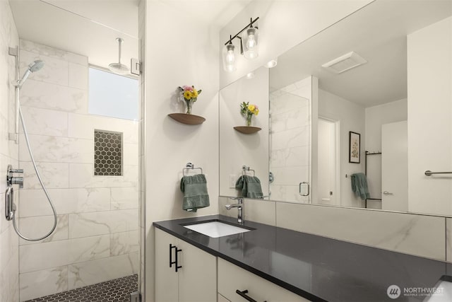 3019 62nd Ave SW Unit D, Seattle, WA 98116 - full bathroom featuring a stall shower and vanity