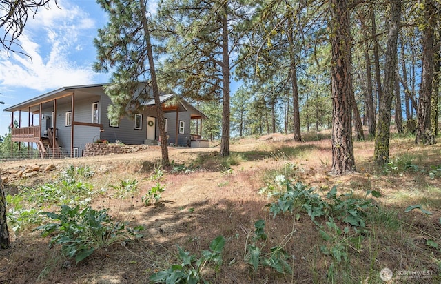 108 Hummingbird Rd, East Wenatchee, WA 98802 - view of yard with a porch and stairs