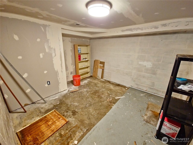 456 Upper Grand Ave, Hoquiam, WA 98550 - finished below grade area with concrete block wall