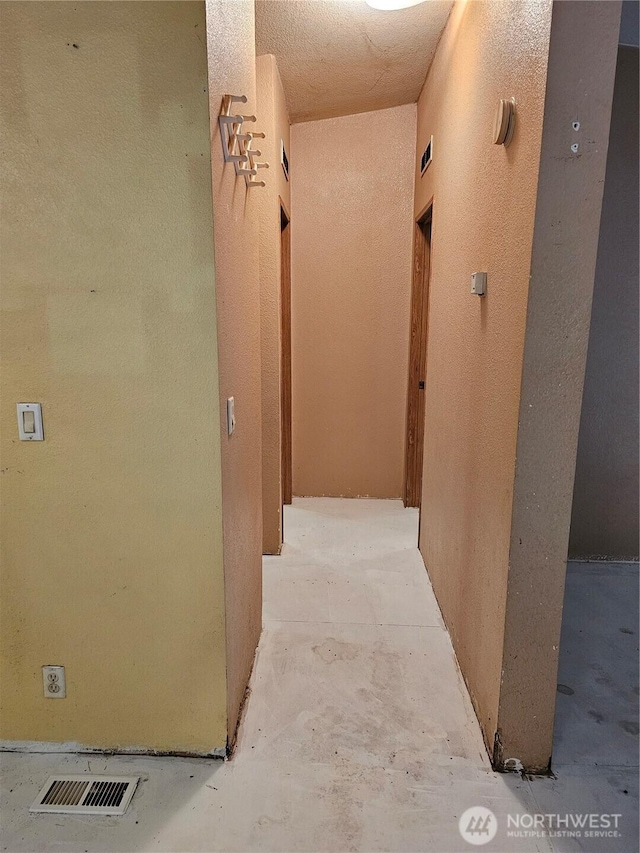 61 Flamingo Rd, Port Townsend, WA 98368 - hallway with concrete floors