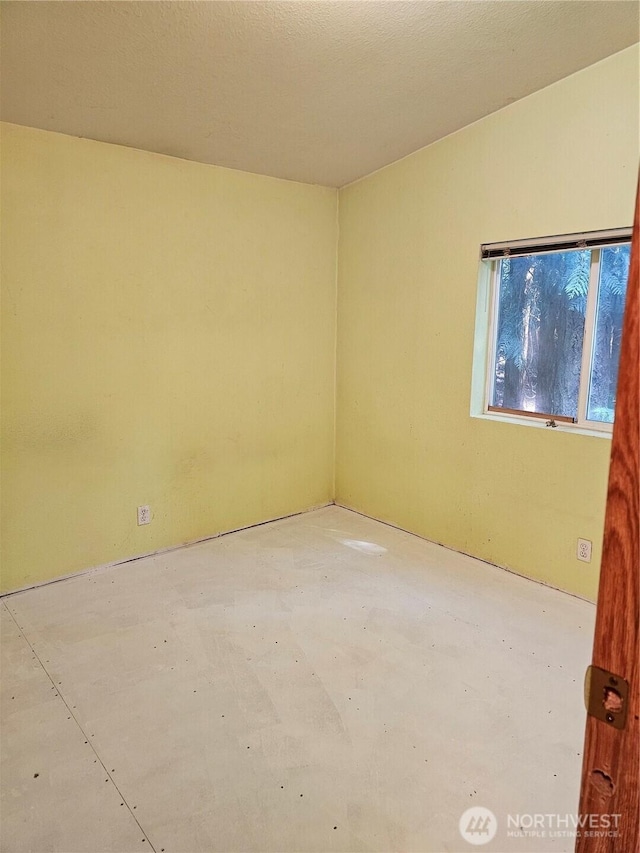 61 Flamingo Rd, Port Townsend, WA 98368 - spare room featuring concrete floors