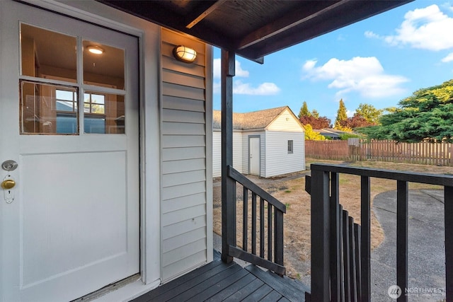 2849 Flordia St, Longview, WA 98632 - wooden deck with a shed