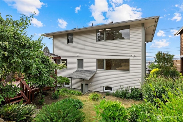 5717 S Ryan St, Seattle, WA 98178 - back of house