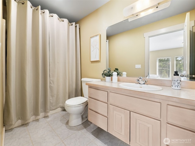 16825 SE 376th St, Auburn, WA 98092 - full bathroom with vanity, curtained shower, and tile patterned floors