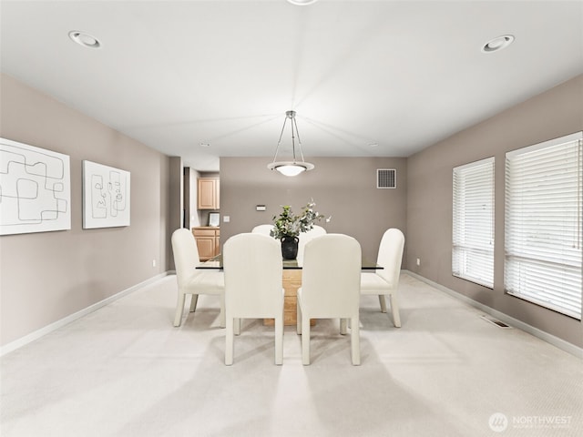 16825 SE 376th St, Auburn, WA 98092 - dining area featuring light carpet and recessed lighting