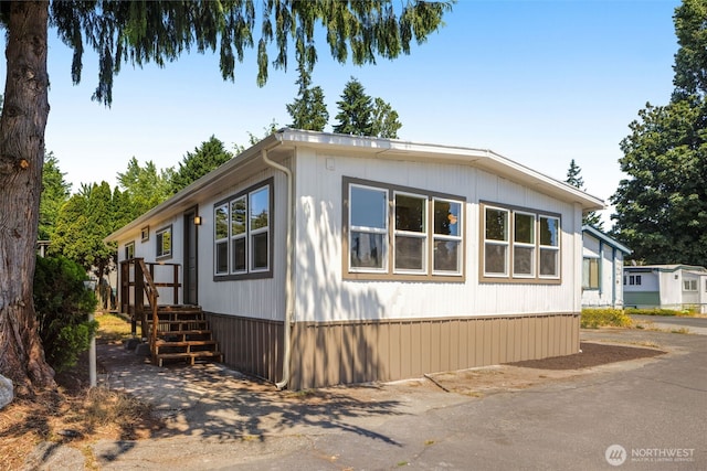 24222 54th Ave W Unit 55, Mountlake Terrace, WA 98043 - view of side of home