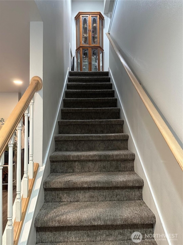 314 Birchwood Ln, Sedro Woolley, WA 98284 - view of stairs